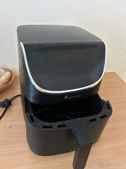 Prodám horkovzdušnou fritézu (air fryer) o objemu 7 litrů