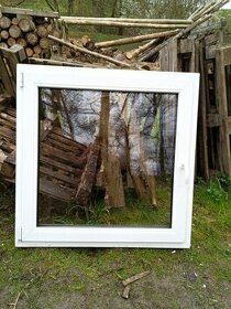 Plastové okno 100 x 100 cm