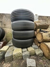 225/60/18 zánovní letní pneumatiky Dunlop R18