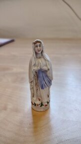 Porcelánová madona. - 1