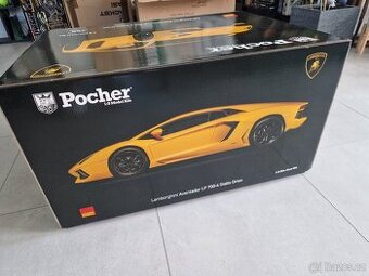 Pocher 1:8 Lamborghini Aventador LP700-4