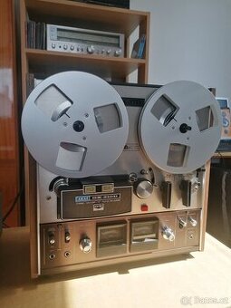 Akai GX 210D
