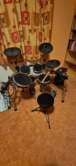 Elektronické bicí Alesis Crimson Mesh Kit