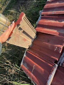 Betonové tašky nepoužité kus 10kč mohu i přivést po dohodě