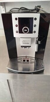 Kávovar Delonghi ESAM 5400