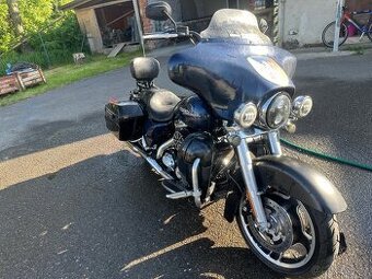 Harley Davidson FLHX 103