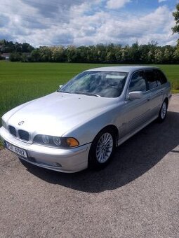 BMW 525D ROK 2001 STK 0/5/2027 Manuál