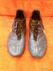 turfy NIKE CTR 360