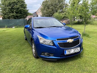 Chevrolet Cruze 1.8i 16V (104 kW) – sedan, r. 2010, STK 2/20