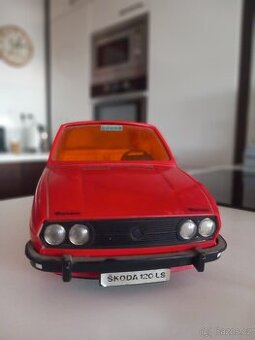 Retro Škoda 120LS - Kooh-i-noor