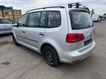 Vw touran 2011 1.6tdi DSG veškeré ND