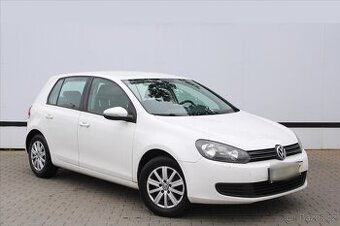 Volkswagen Golf 1.6 TDI 77kW 1.MAJITEL ČR (2012)