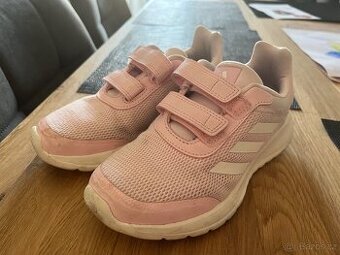 Dívčí tenisky Adidas 32