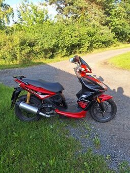 Skútr Kymco 50 ccm