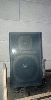 Reproduktor Bluetooth,AUX, USB , karaoke.