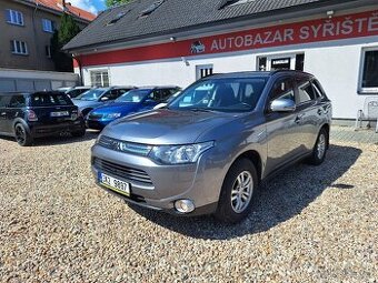 Mitsubishi Outlander 2.2 Di-d 110KW 4x4, Tažné, S.Kniha, ČR
