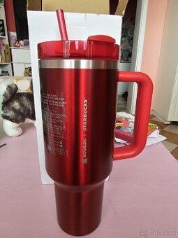 Starbucks Stanley limitovaná edice.