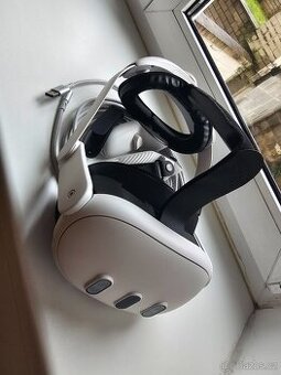 Meta Quest 3 (128GB) + prémiové příslušenství — TOP stav