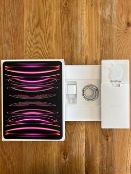 iPad Pro 12,9” s čipem M2 a kapacitou 128 GB + Pencil gen2