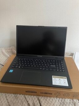 Asus Vivobook E1504G 10/10