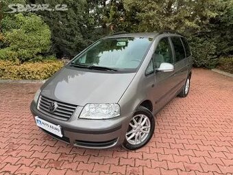 VW Sharan 2.0TDI 103kW,Webasto,Serviska,Tažné.