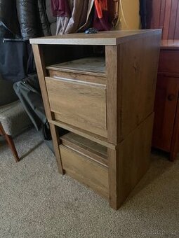 Noční stolek Vedde