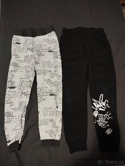 Dvoje tenoučké tepláky vel 9-10