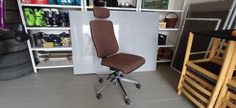 Kancelářské křeslo