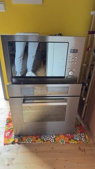 trouba mikrovlnná trouba a sklokeramická deska