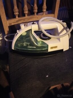 Napařovací Žehlička