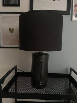 Stolní lampička
