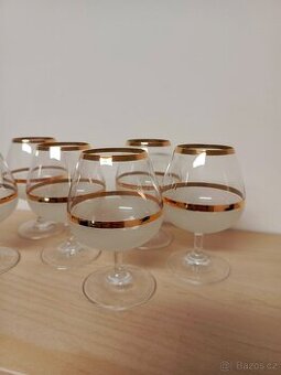 Starožitné sklenice na koňak