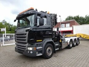 Scania R490 8x4 - nosič kontejnerů s hydraulickou rukou