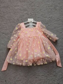 Krásné Nové Šaty velikost 12 - 18 Měsíců