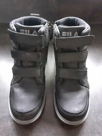 Dětské zimní boty na zip Deichmann Fila vel. 35