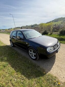 Prodám Volkswagen Golf 4 1.9 TDI 88 kW – spolehlivé auto  Na
