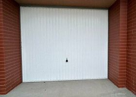 HORMANN-garážová vrata sekční 2500 x 2125mm