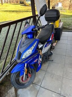 Maxon 125 - nepojízdný