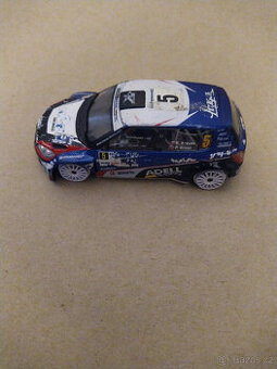 Prodám autíčko 1/43 Abrex Škoda Fabia Super 2010