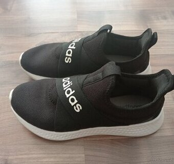 slip on ADIDAS.
