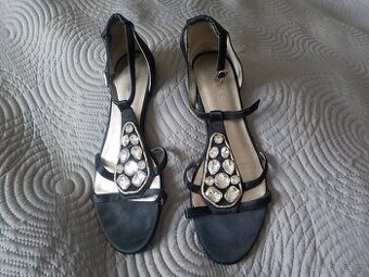 Guess sandale vel 40