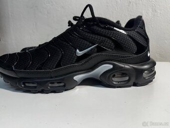 Nike Air Max Plus Black