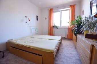 Pronájem slunného bytu 2+1 s balkónem,Nový Bor