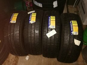 Michelin letní pneu 195/70/15 C - 4 ks - nové