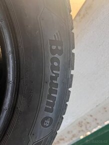 Pneu