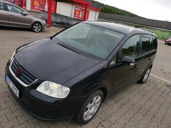 Prodám VW Touran R-Line 2,0 Tdi, 103kw ,rok výroby 2007