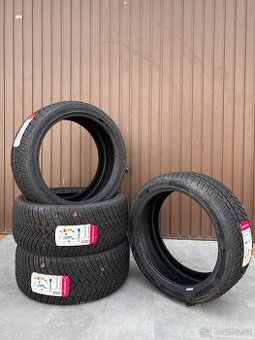 255/40 R20 Vredestein Zimní 255/40 20” Nova sada