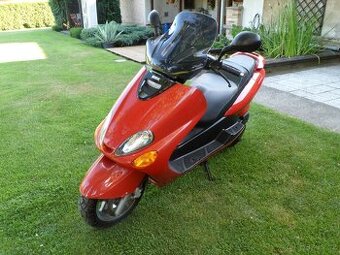 Yamaha Skyliner 125
