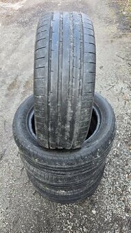 Prodám 4x letní pneu Dunlop 225/55 R17