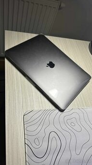Apple MacBook Air M1 - ZÁNOVNÍ